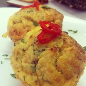 Bolinho de peixe light e proteico